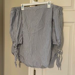 Size XL Faded Glory Off Shoulder Seersucker Shirt
